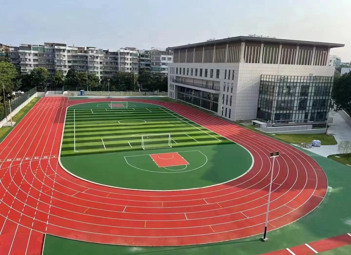 白银市人造草坪塑胶篮球场 - 价格